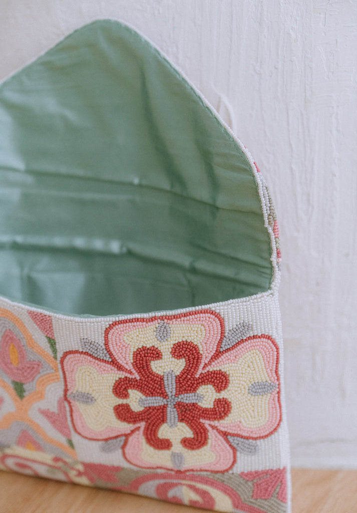 Nyonya Stories Beaded Handbag (Preorder)