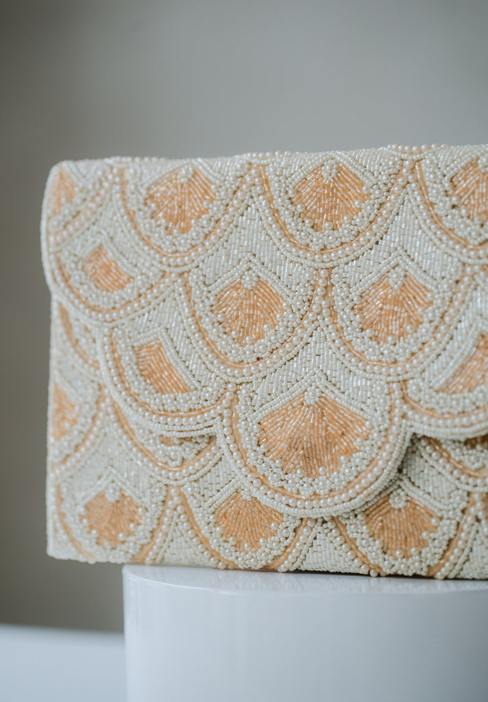 Scallop Pearls Beaded HandBag (Preorder)