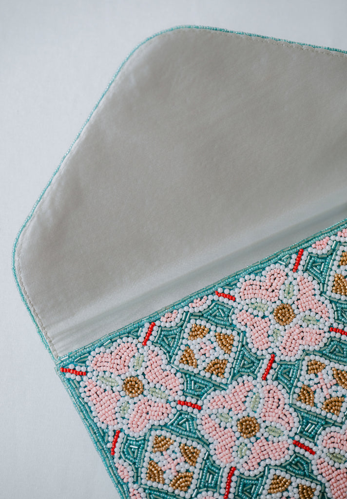 Prosperity Blooms Beaded HandBag (Preorder)