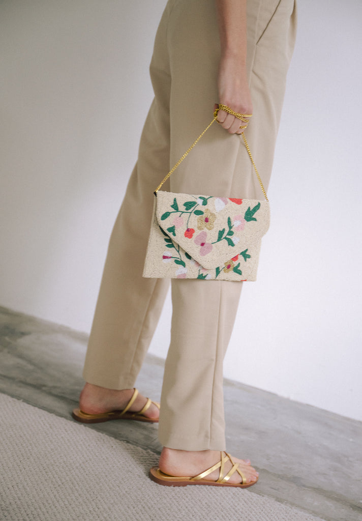 Where the flowers are Crossbody (Preorder)