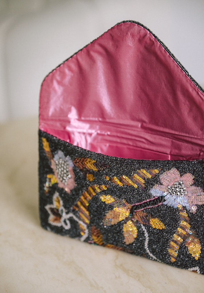 Before the sun sets Beaded Handbag