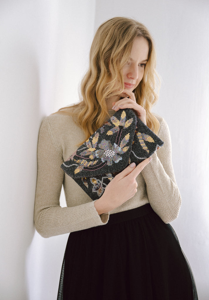 Before the sun sets Beaded Handbag (Preorder)